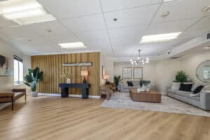 rossmoor post acute sitting area